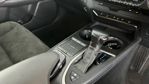 LEXUS UX 250h 2.0 5dr CVT [without Nav]