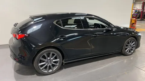 MAZDA 3 2.0 e-Skyactiv G MHEV Takumi