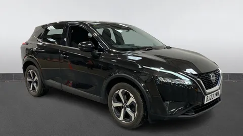 Nissan Qashqai 1.3 DiG-T MH N-Connecta