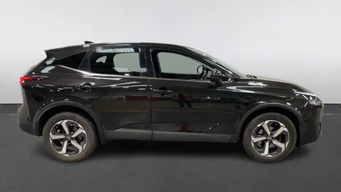 Nissan Qashqai 1.3 DiG-T MH N-Connecta