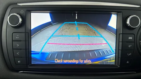 TOYOTA YARIS 1.5 Hybrid Icon CVT