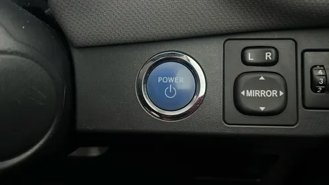 TOYOTA YARIS 1.5 Hybrid Icon CVT