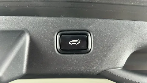 TOYOTA YARIS 1.5 Hybrid Icon CVT