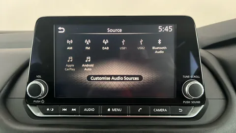 Nissan Qashqai 1.3 DiG-T MH Acenta Premium 5dr