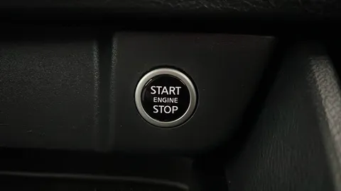 Nissan Qashqai 1.3 DiG-T MH Acenta Premium 5dr