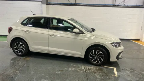 Volkswagen Polo 1.0 TSI Life 5dr