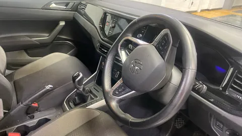 Volkswagen Polo 1.0 TSI Life 5dr