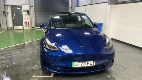 Tesla                     Model Y RWD 5dr Auto