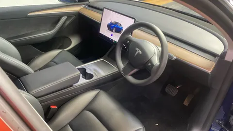 Tesla                     Model Y RWD 5dr Auto