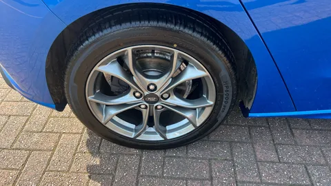 FORD FOCUS 1.0 EcoBoost 125 ST-Line Nav