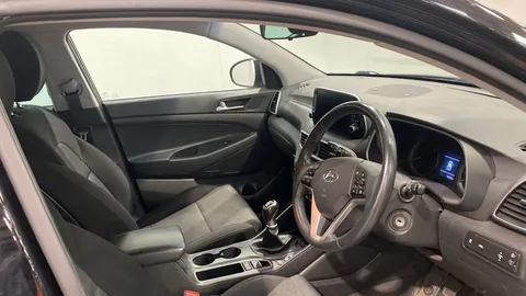 Hyundai Tucson 1.6 CRDi 48V MHD SE Nav 2WD