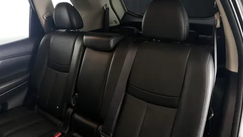 NISSAN X-TRAIL 1.7 dCi Tekna [7 Seat]