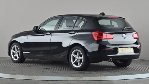 BMW 1 SERIES 116d SE Business [Nav/Servotronic]