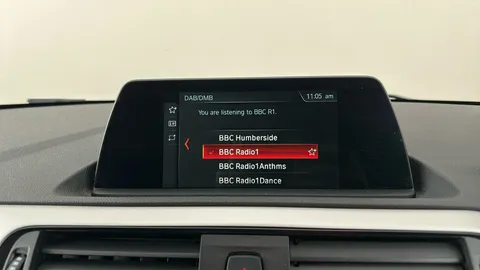 BMW 1 SERIES 116d SE Business [Nav/Servotronic]