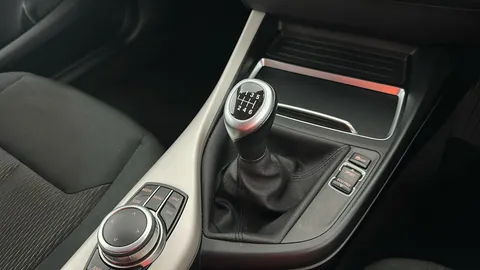 BMW 1 SERIES 116d SE Business [Nav/Servotronic]