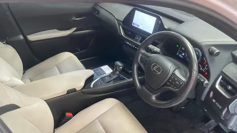 Lexus Ux 250h 2.0 F-Sport Design CVT