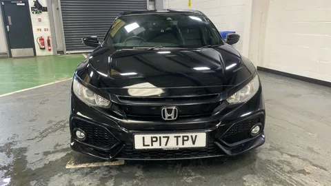 Honda Civic 1.0 VTEC Turbo EX CVT