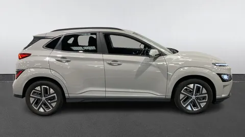 HYUNDAI KONA 100kW Premium 39kWh Auto