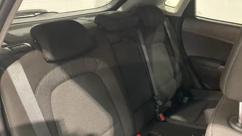 HYUNDAI KONA 100kW Premium 39kWh Auto