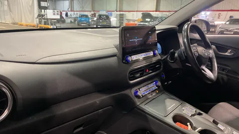 HYUNDAI KONA 100kW Premium 39kWh Auto