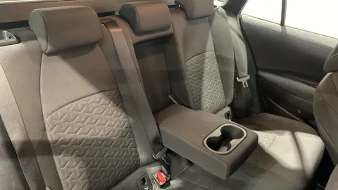 Toyota Corolla 1.8 VVT-i Hybrid Icon Tech CVT