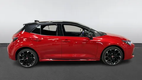 Toyota Corolla 1.8 VVT-i Hybrid GR Sport CVT