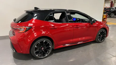 Toyota Corolla 1.8 VVT-i Hybrid GR Sport CVT