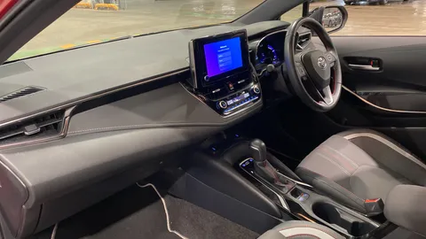 Toyota Corolla 1.8 VVT-i Hybrid GR Sport CVT