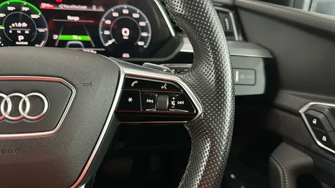 AUDI E-TRON 230kW 50 Quattro 71kWh S Line Auto
