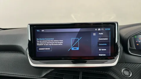 PEUGEOT 2008 1.2 PureTech 130 Allure