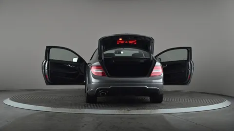 MERCEDES-BENZ C CLASS C250 CDI BlueEFFICIENCY AMG Sport Auto