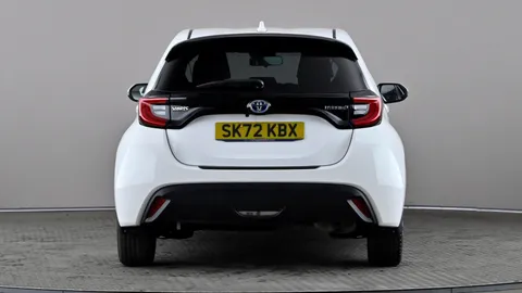 TOYOTA YARIS 1.5 Hybrid Design CVT