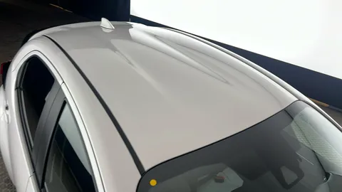 TOYOTA YARIS 1.5 Hybrid Design CVT