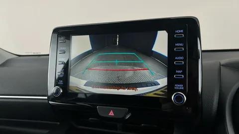 TOYOTA YARIS 1.5 Hybrid Design CVT