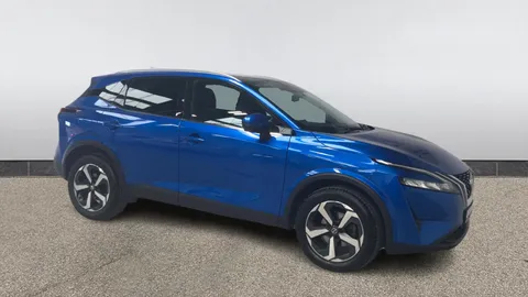 NISSAN QASHQAI 1.3 DiG-T MH N-Connecta [Glass Roof]