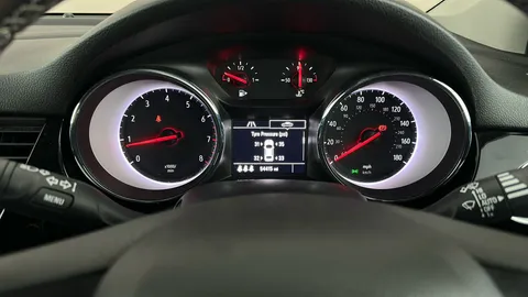 Vauxhall Astra 1.4T 16V 150 Elite 5dr