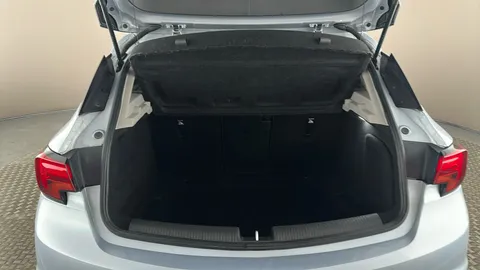 Vauxhall Astra 1.4T 16V 150 Elite 5dr