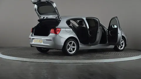 BMW 1 Series 118d SE 5dr [Nav] Step Auto