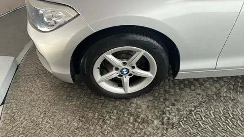 BMW 1 Series 118d SE 5dr [Nav] Step Auto