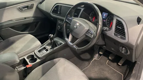 SEAT Leon 1.0 TSI SE Dynamic [EZ]