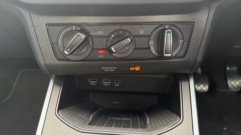 SEAT Arona 1.0 TSI SE Technology [EZ]