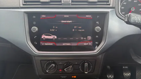 SEAT Arona 1.0 TSI SE Technology [EZ]