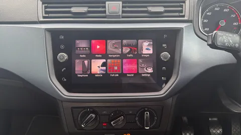 SEAT Arona 1.0 TSI SE Technology [EZ]