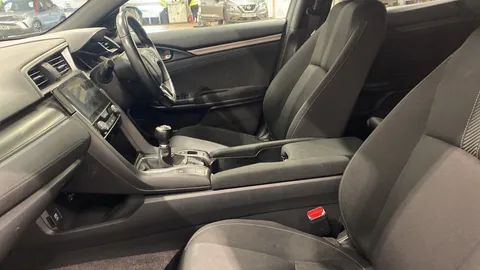 Honda Civic 1.0 VTEC Turbo 126 SR