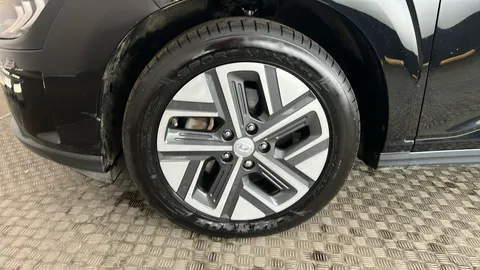 Hyundai Kona 150kW Premium 64kWh 5dr Auto