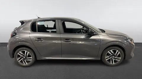 Peugeot 208 1.2 PureTech 100 Active Premium + EAT8