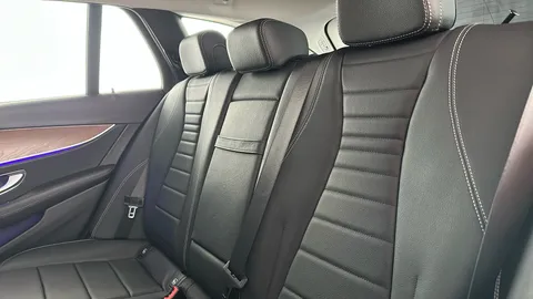 Mercedes-Benz E Class E220d SE 9G-Tronic