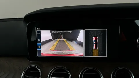 Mercedes-Benz E Class E220d SE 9G-Tronic