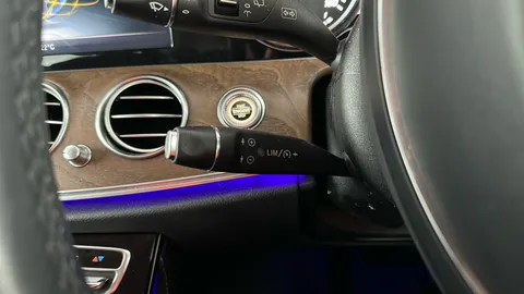 Mercedes-Benz E Class E220d SE 9G-Tronic