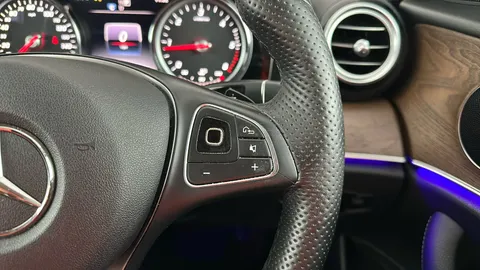 Mercedes-Benz E Class E220d SE 9G-Tronic